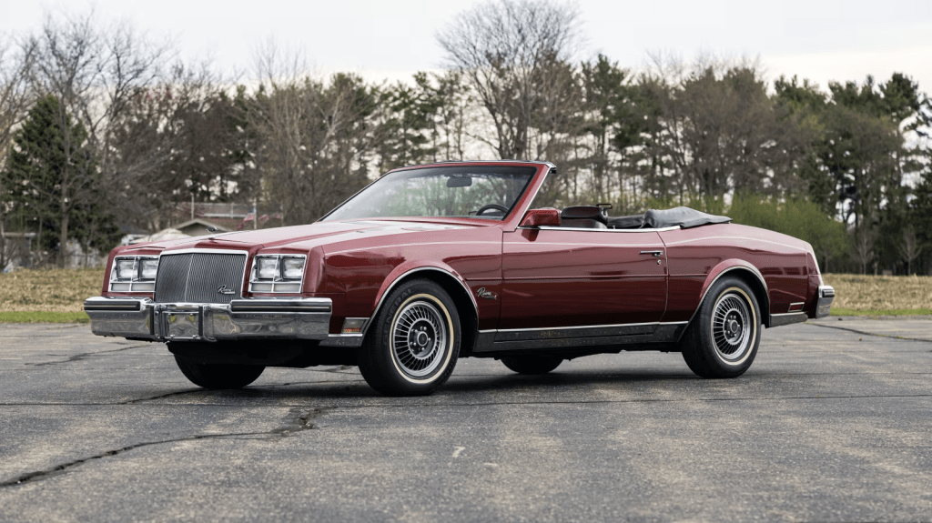 Photo of 1985 Buick Riviera convertible auctioned at Mecum Indy 2025